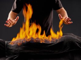 “Siento calor, pero no dolor”: cómo funciona la terapia con fuego para aliviar contracturas