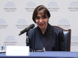 Una funcionaria del Vaticano advirtió sobre el uso político de la fe y pidió que no haya “una apropiación” de la visita del Papa