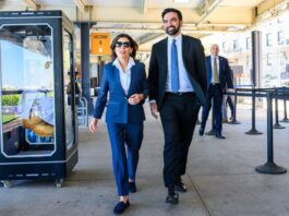 Nueva encuesta en Nueva York: Hochul aumenta su ventaja frente a Blakeman para las elecciones y crece Mamdani